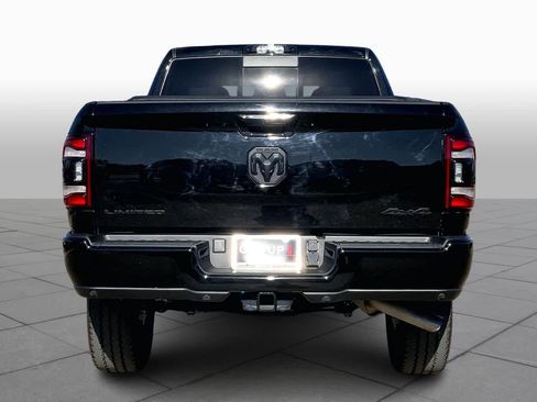 Used 2022 RAM 2500 Limited w/ Night Edition image 4