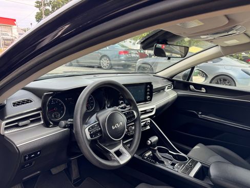 Used 2023 Kia K5 LXS image 12