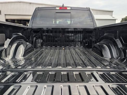 Used 2025 RAM 1500 Laramie image 29