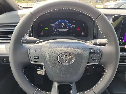 New 2026 Toyota Camry SE FWD image 8