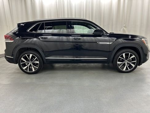 Used 2025 Volkswagen Atlas Cross Sport SEL Premium R-Line image 7