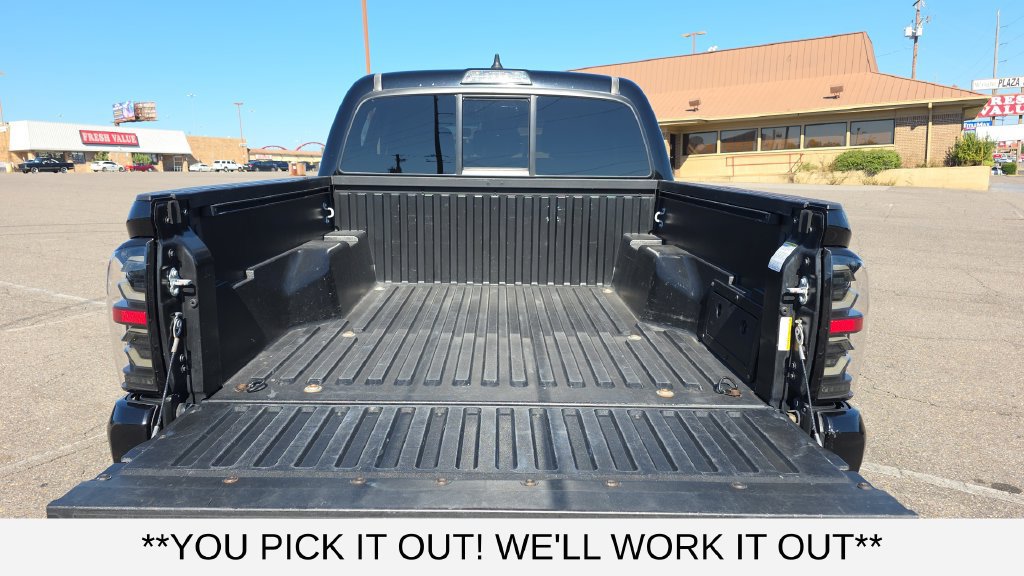 Used 2021 Toyota Tacoma SR w/ SR Convenience Package RWD image 9