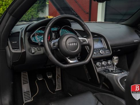 Used 2011 Audi R8 V10 AWD/4WD image 24