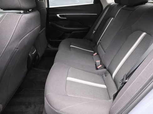 Used 2024 Hyundai Sonata SEL FWD image 2