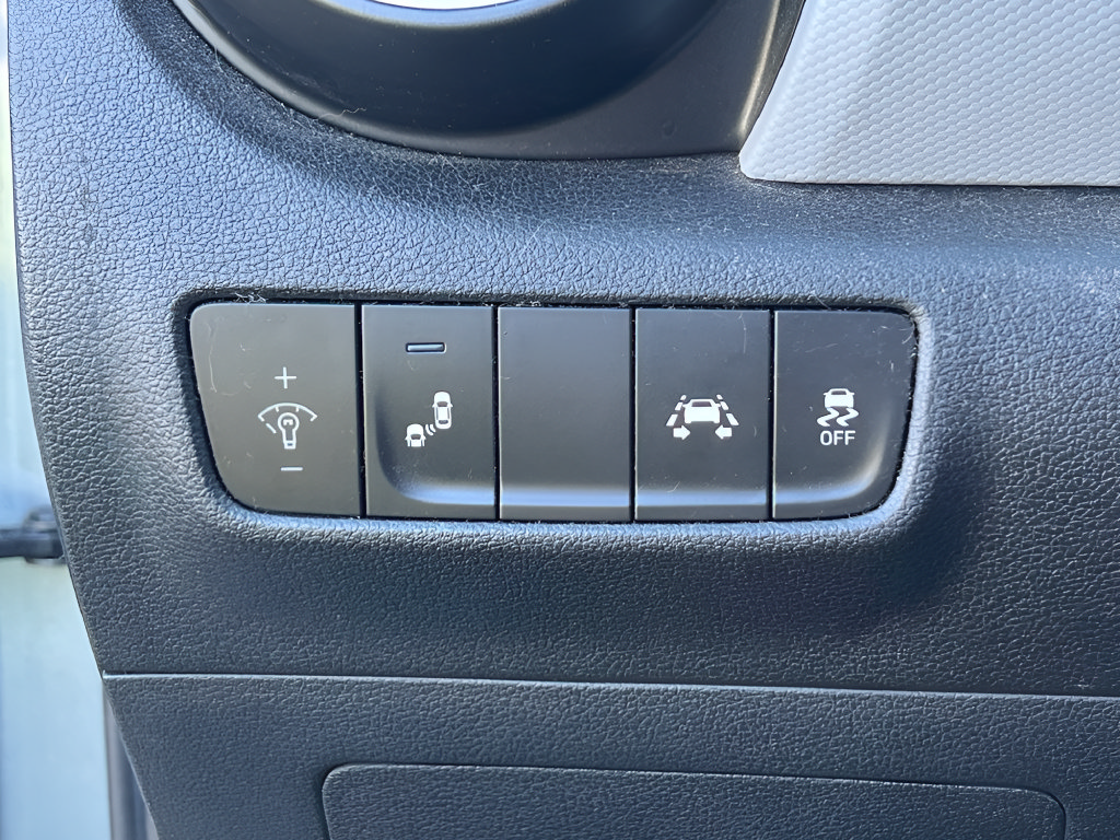 Used 2019 Hyundai Kona SEL w/ SEL Tech Package 02 FWD image 19