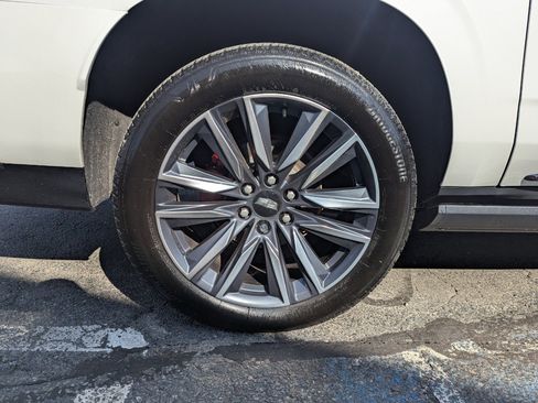 Used 2022 Cadillac Escalade ESV Sport Platinum image 62