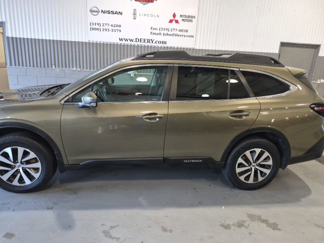 Used 2022 Subaru Outback Premium AWD/4WD image 6