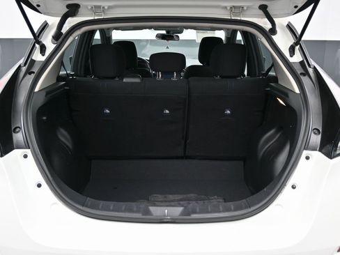 Used 2023 Nissan Leaf S image 15