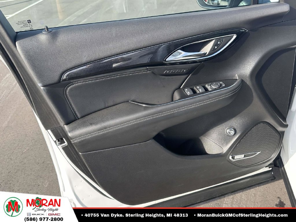 Certified 2023 Buick Envision Essence w/ Technology Package I AWD/4WD image 17