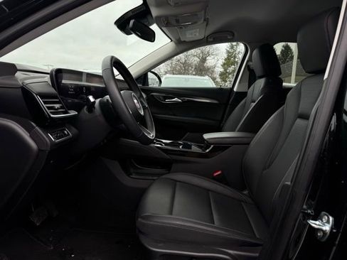 Used 2025 Buick Envision Preferred image 16