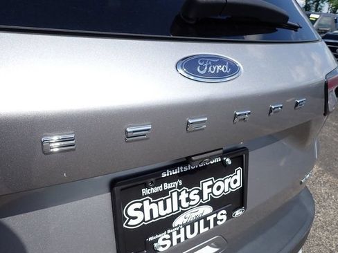 Used 2022 Ford Escape SE AWD/4WD image 5