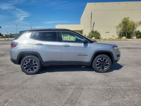 Used 2021 Jeep Compass Trailhawk AWD/4WD image 4
