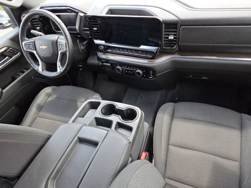 Used 2024 Chevrolet Silverado 1500 LT AWD/4WD image 19
