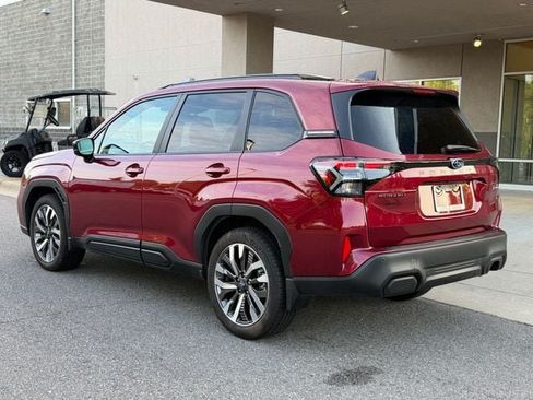 Used 2026 Subaru Forester Touring AWD/4WD image 5