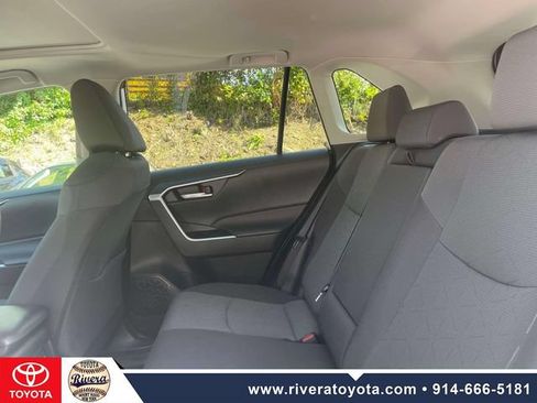 Used 2024 Toyota RAV4 XLE w/ Convenience Package AWD/4WD image 13
