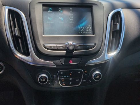 Used 2018 Chevrolet Equinox LT AWD/4WD image 10