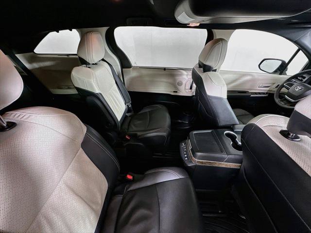 Certified 2026 Toyota Sienna Platinum AWD/4WD image 27