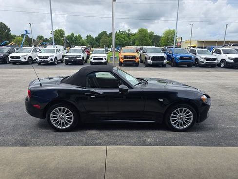 Used 2020 FIAT 124 Spider Classica w/ Technology Group RWD image 6