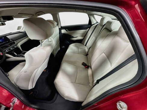 Used 2018 Honda Accord LX image 22