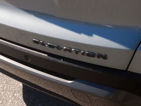 Used 2025 GMC Terrain Elevation AWD/4WD image 8