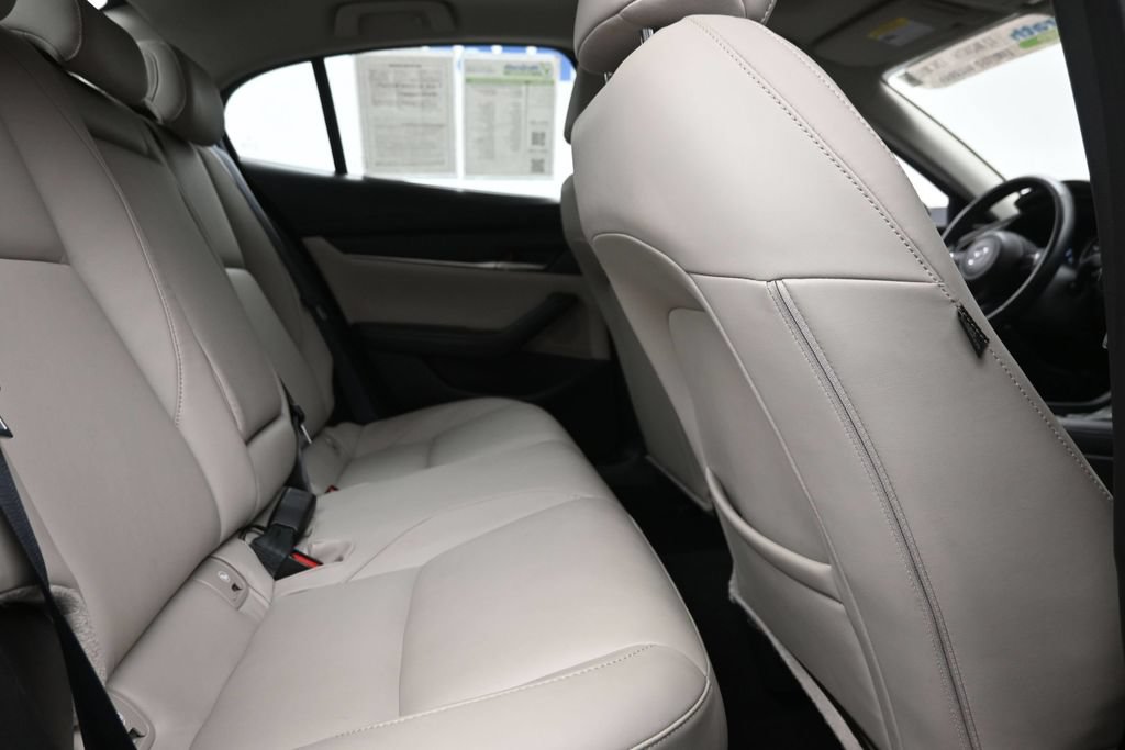 Used 2025 MAZDA MAZDA3 s FWD image 10