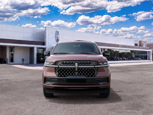 New 2027 Lincoln Navigator L Black Label AWD/4WD image 3
