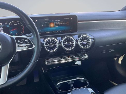 Used 2020 Mercedes-Benz CLA 250 image 6