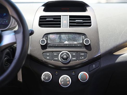 Used 2014 Chevrolet Spark LS FWD image 33