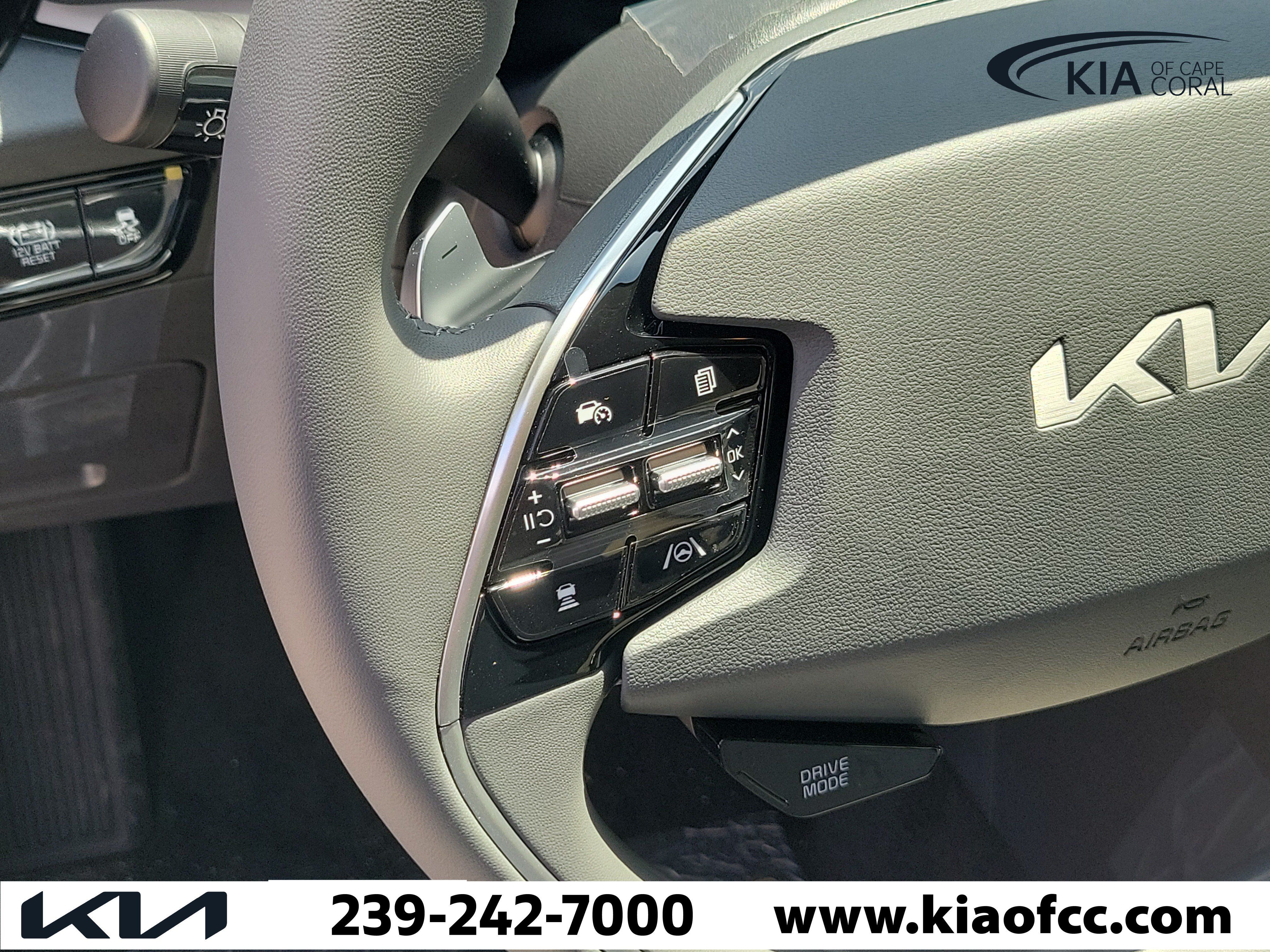 New 2026 Kia Niro EX FWD image 26