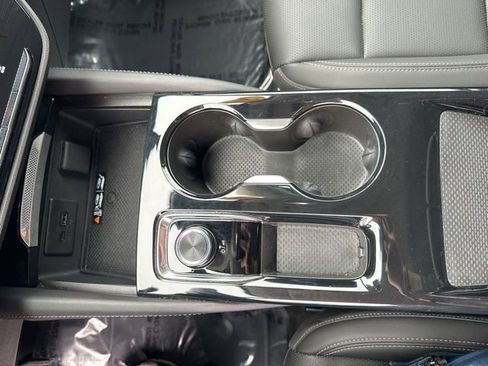 Used 2025 Buick Envision Preferred image 28