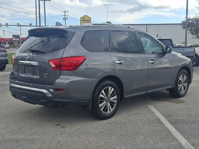 Used 2019 Nissan Pathfinder SL AWD/4WD image 5