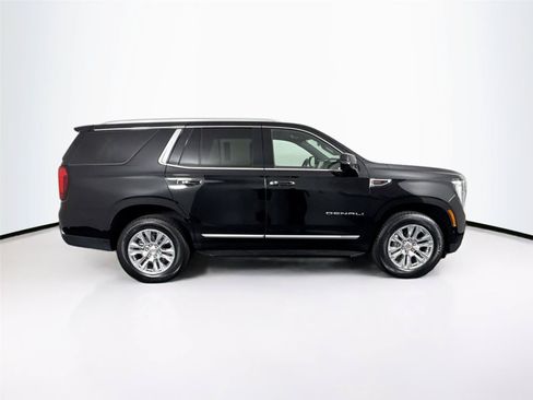Used 2025 GMC Yukon Denali AWD/4WD image 11