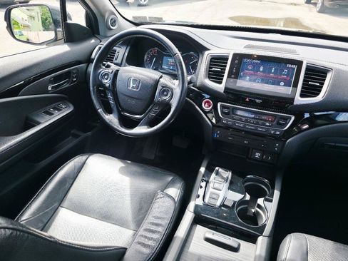 Used 2017 Honda Pilot Elite image 25