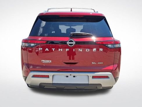 Used 2023 Nissan Pathfinder SL AWD/4WD image 5