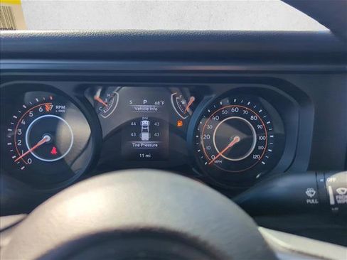 New 2026 Jeep Gladiator Sport image 7