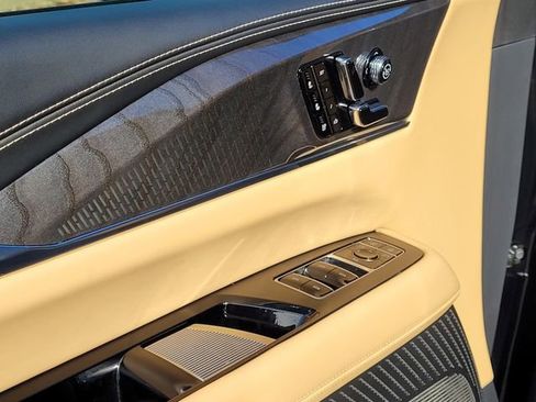 New 2025 Cadillac Escalade IQ Sport 2 image 21