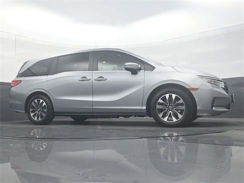 Certified 2024 Honda Odyssey EX-L image 26