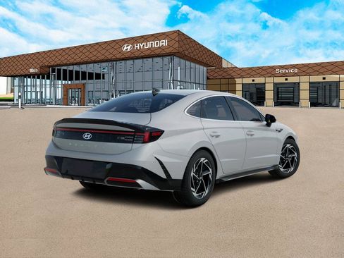 New 2026 Hyundai Sonata SEL image 5