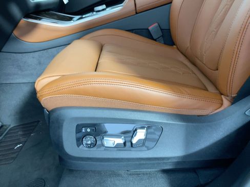 New 2026 BMW X5 sDrive40i w/ Executive Package image 11