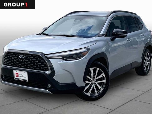 Certified 2025 Toyota Corolla Cross XLE AWD/4WD image 1