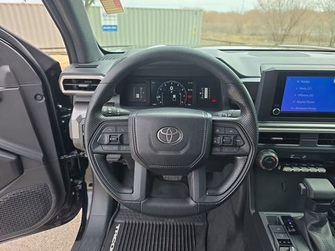 Used 2025 Toyota Tacoma SR5 image 14