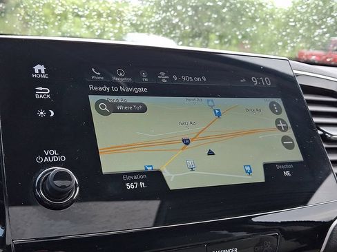 Used 2021 Honda Pilot Touring image 3