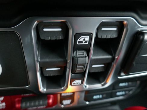 New 2026 Jeep Wrangler Unlimited Rubicon image 15