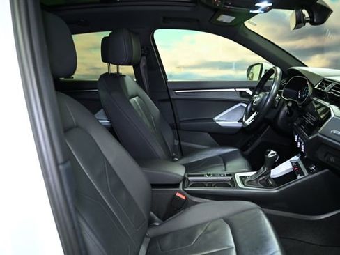 Used 2023 Audi Q3 2.0T Premium image 65