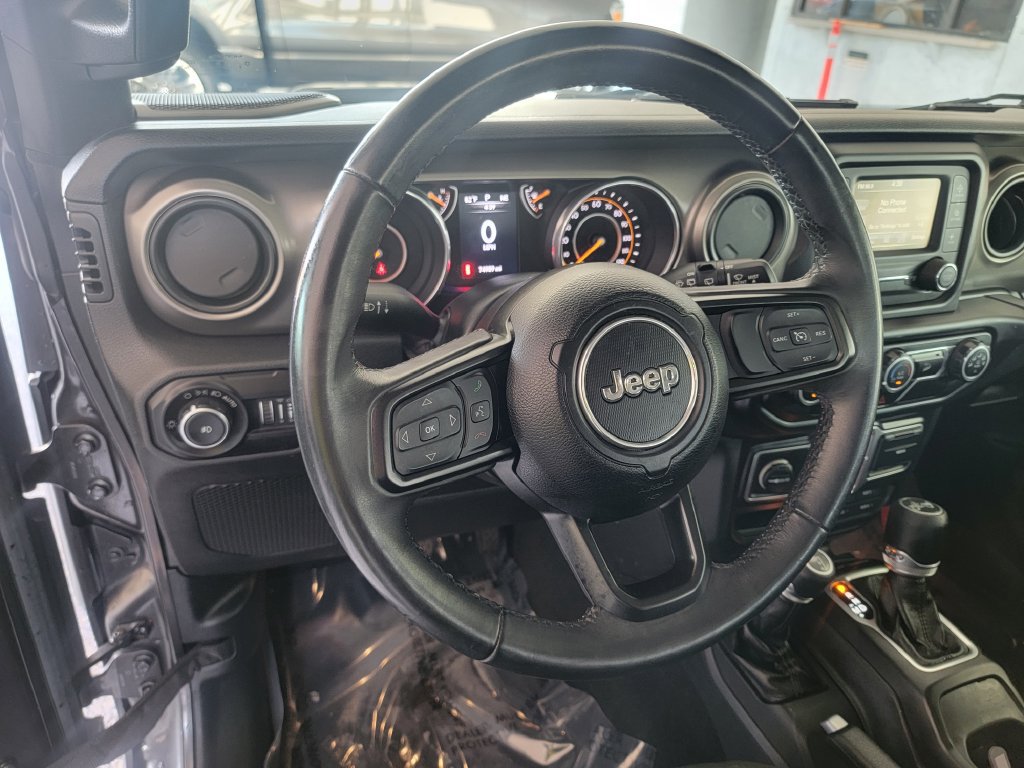 Used 2018 Jeep Wrangler Unlimited Sport S AWD/4WD image 16
