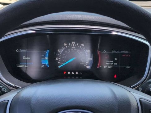 Used 2020 Ford Fusion SE FWD image 28