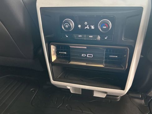 Used 2024 GMC Hummer EV 3X image 38