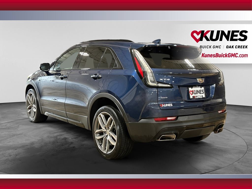 Used 2022 Cadillac XT4 Sport w/ Sun And Sound Package AWD/4WD image 8