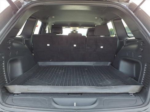 Used 2021 Jeep Grand Cherokee Freedom Edition AWD/4WD image 8