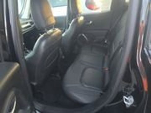 Used 2018 Jeep Renegade Limited w/ UConnect 8.4 Nav Group image 11